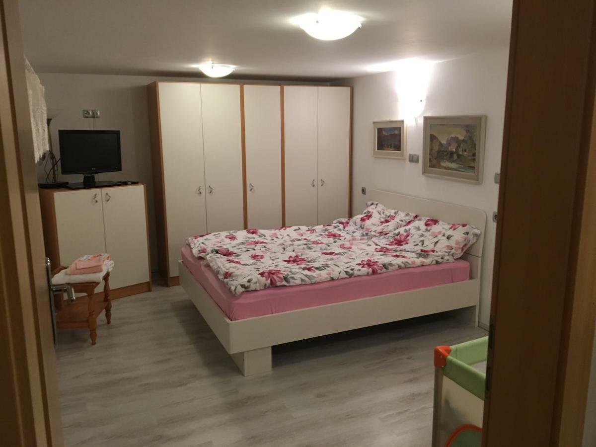 Apartma Metka Мойстрана Экстерьер фото